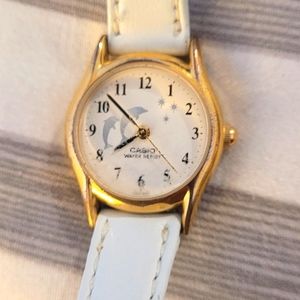 Casio ladies quartz watch